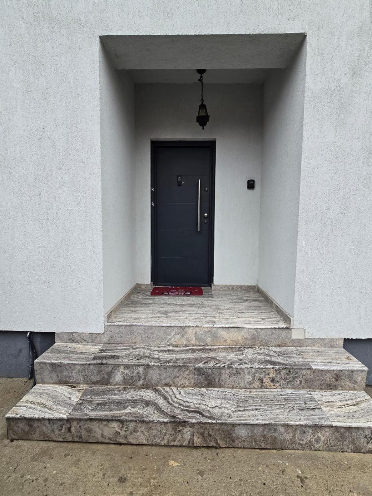 Da Residence オトペニ エクステリア 写真